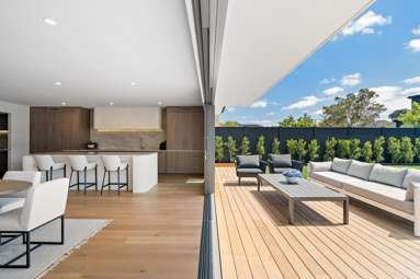 32 Athlone Road_2