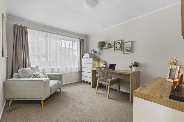 12 Aspiring Avenue Clover Park_10