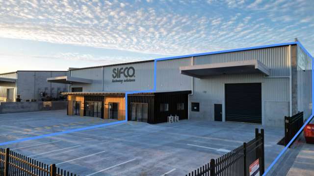 Brand New Warehouse & Office In Waterloo