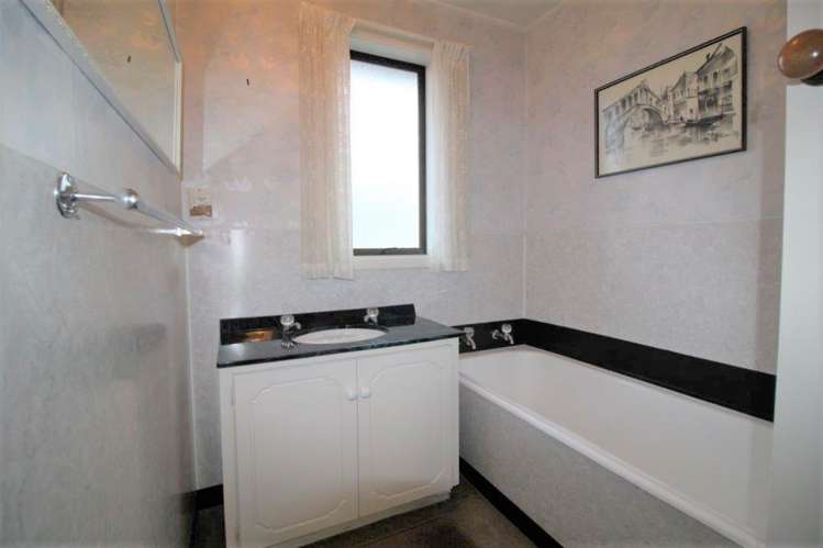 226 Crawford St 10545_9