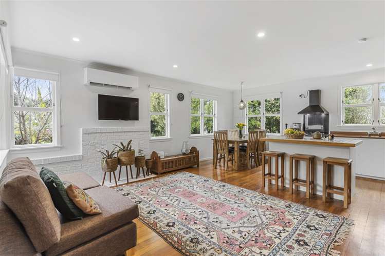 7 Hughes Terrace Te Atatu Peninsula_21