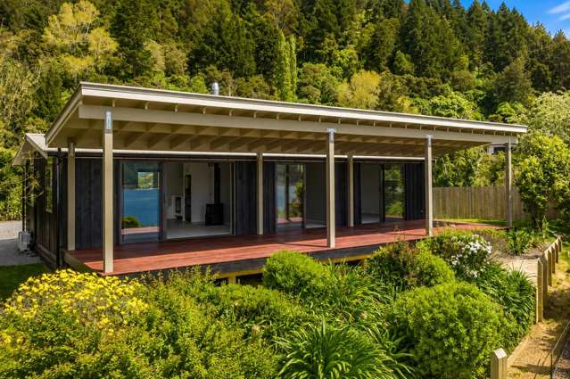 106 Main Road Havelock_1