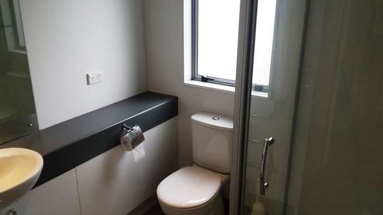 B7/71 Spencer Road Oteha_10