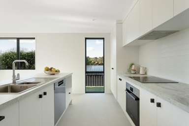 8 Christie Way_3
