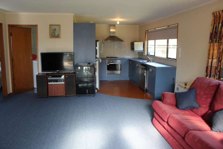 8 Carnock Road Harwood_4