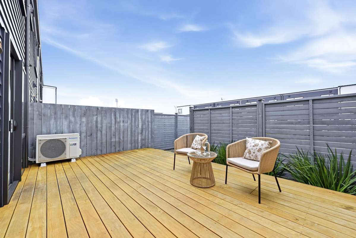 12 Propeller Avenue_5