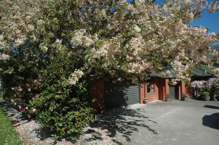 743 Gebbies Pass Road Governors Bay_18