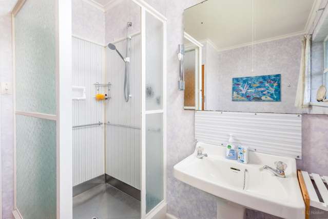 2 Betten Street Waimate_4