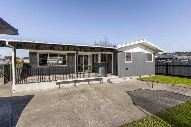12 Lyttelton Crescent Tamatea_11
