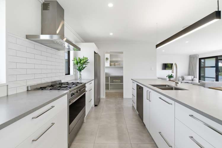 86 Westmoor Boulevard_5