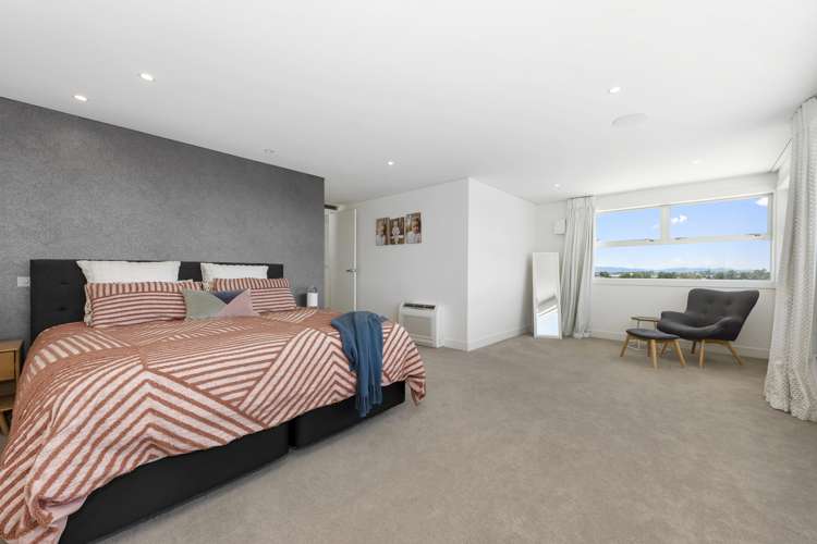 133 Lake Crescent Hamilton Lake_11