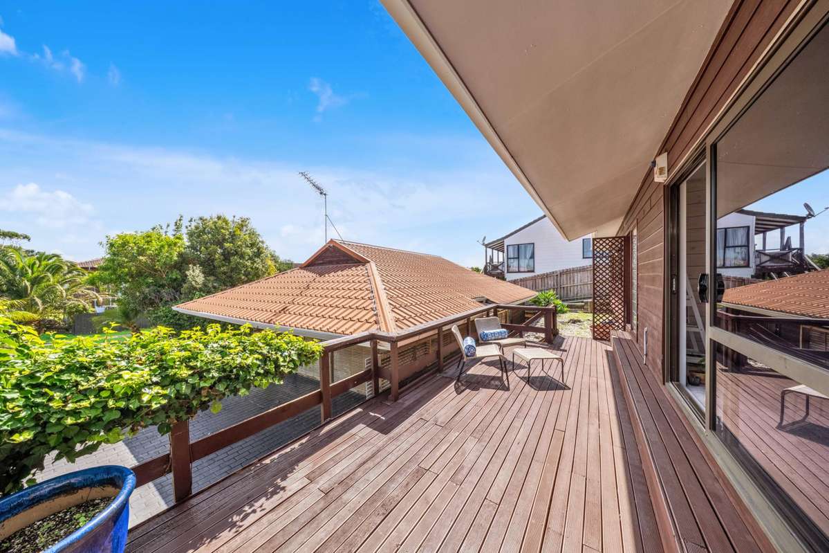 56 & 56A Glennandrew Drive_3