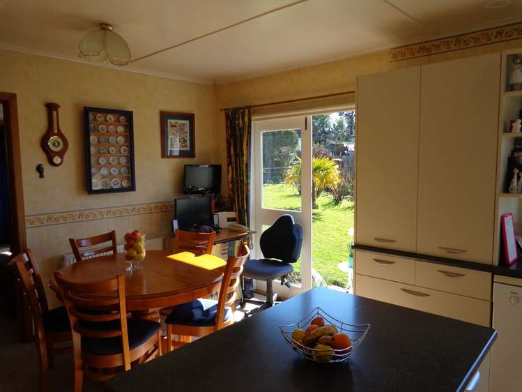 19 Edinburgh Place Balclutha_5