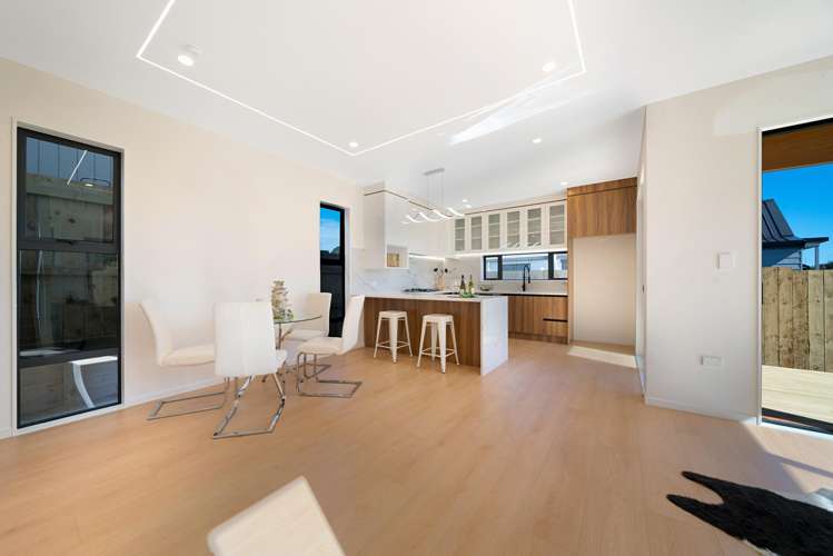 53 Meadowood Drive_3