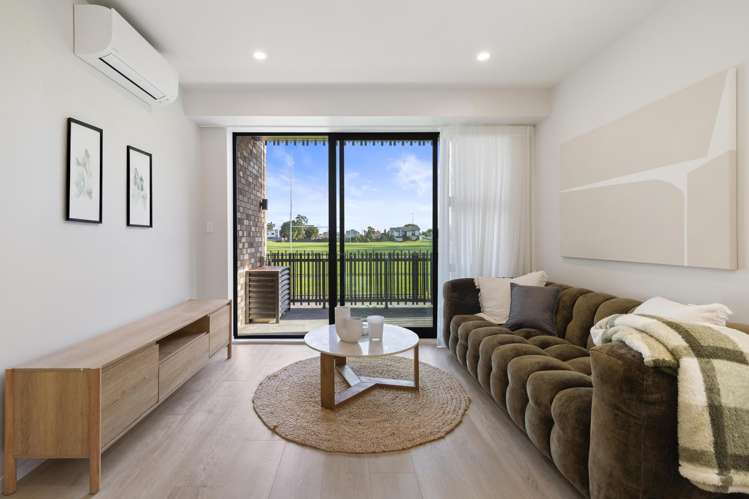 103/2 Alamein Terrace Mount Albert_13