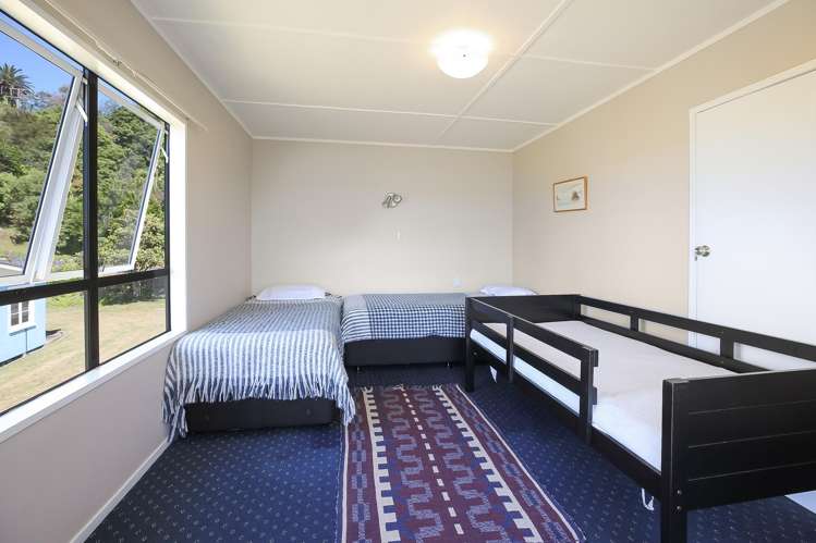 231 Pouewe Street Kawhia_20