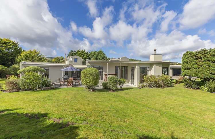 12 Gladys Scott Place Tawa_37