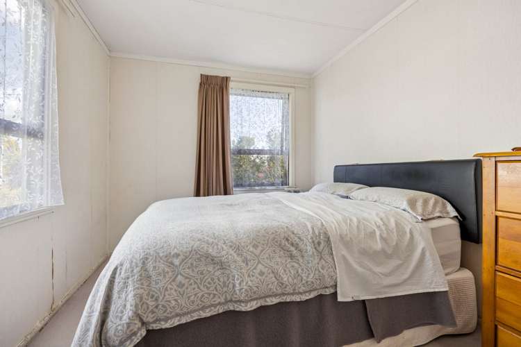 52 Potter Avenue Mt Roskill_16