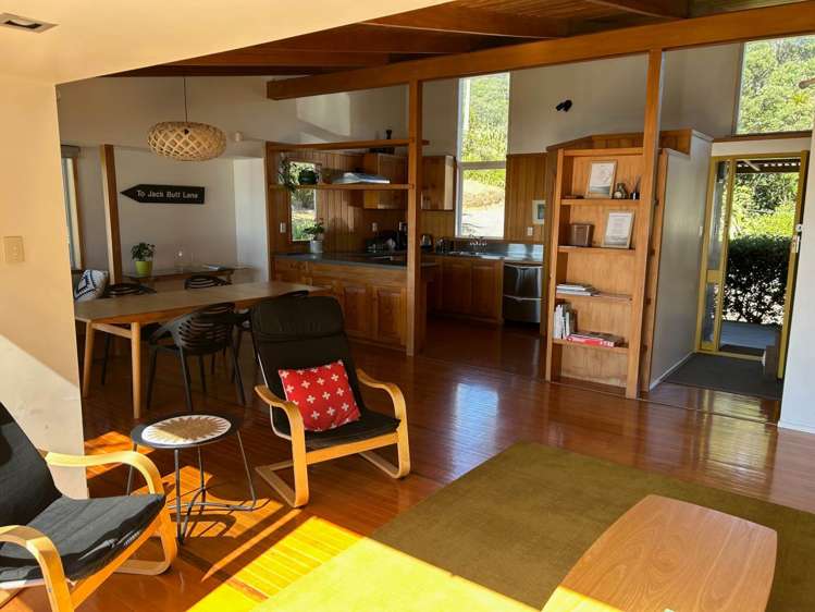 1 Waitea Road Muriwai_10