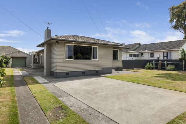 98 Fairfield Road Hawera_1