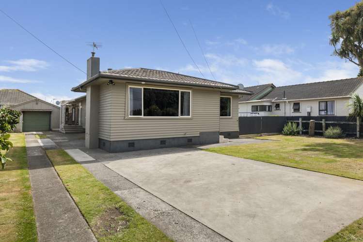 98 Fairfield Road Hawera_1