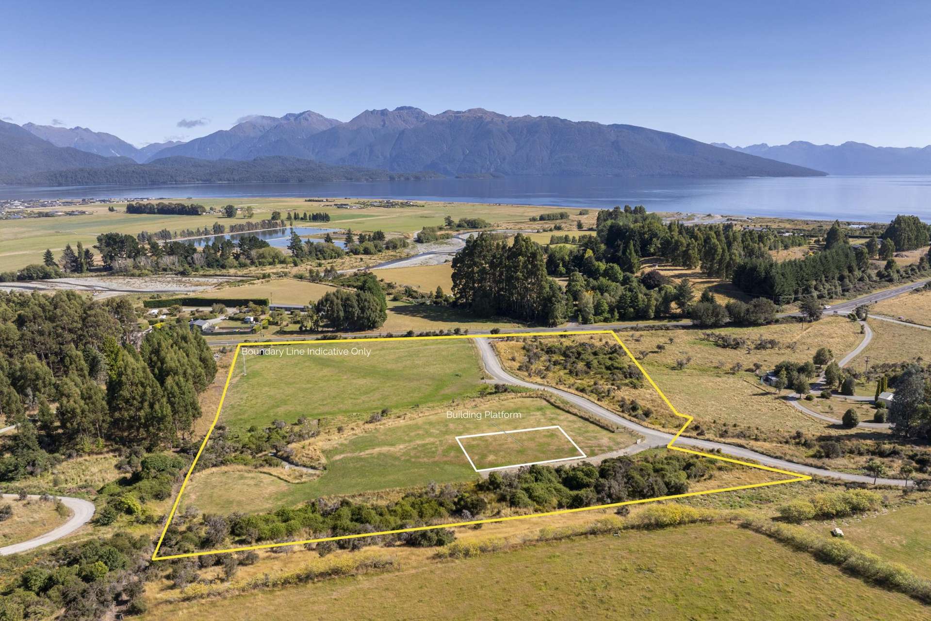 16 Point Burn Lane Te Anau_0