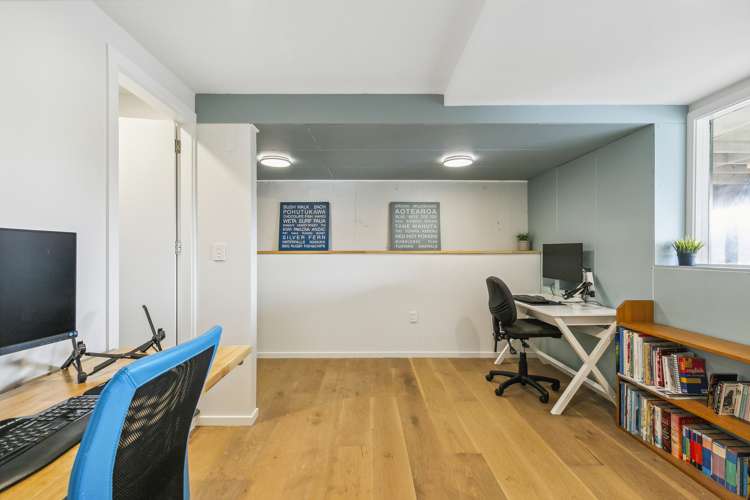 22 Waiwera Crescent Maupuia_12