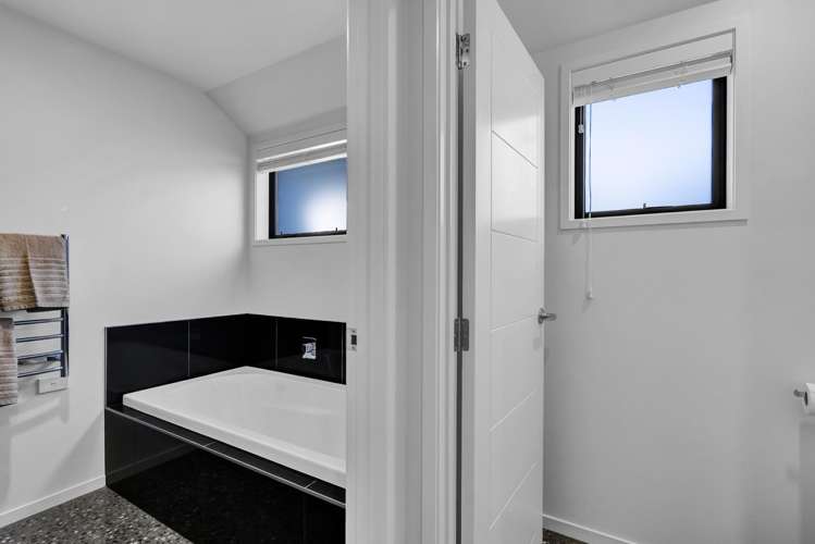 6 Pebble Beach Court Waiwhakaiho_42