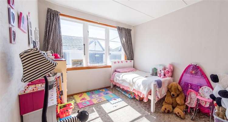 17 Hollyford Avenue Bryndwr_6