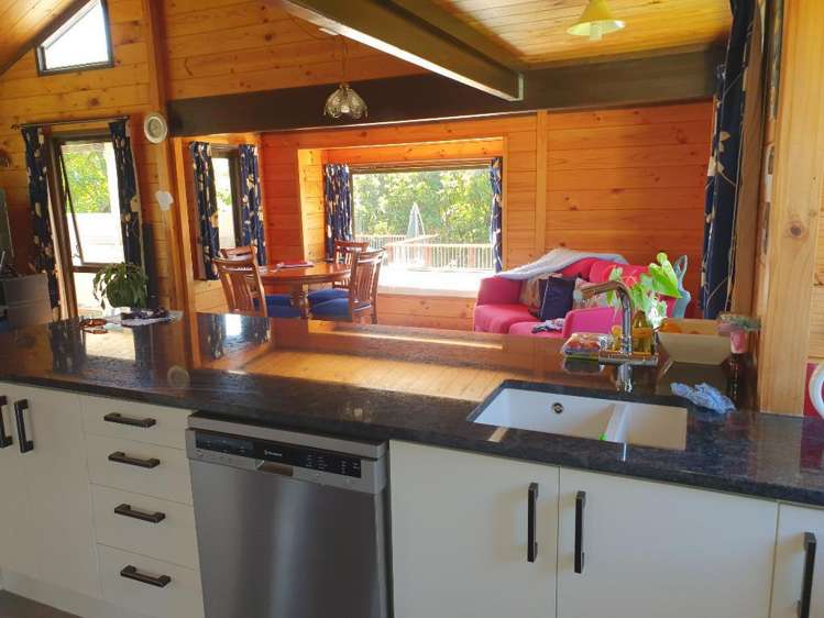 16 Elder Grove Whalers Gate_6