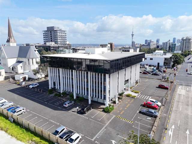 Office or Medical | 30 + Carparks Available