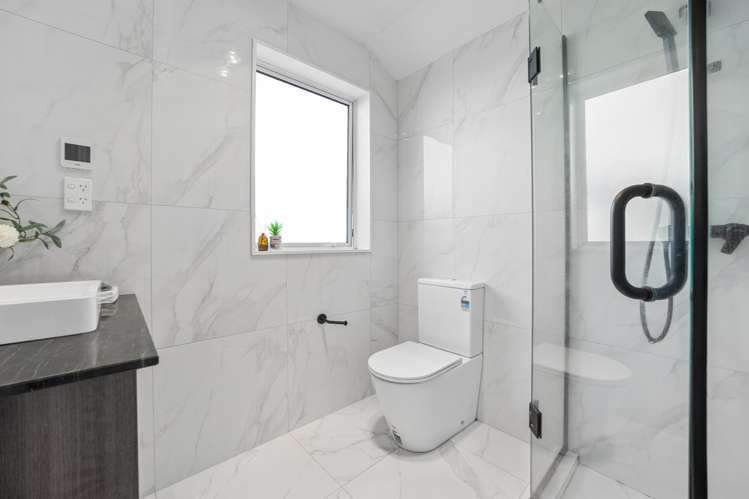 42D Kinross Street Blockhouse Bay_18