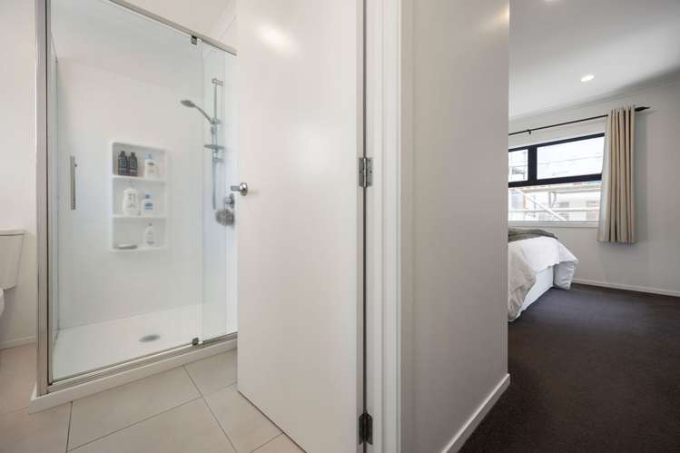 2/3 Manning Street Hamilton Central_13