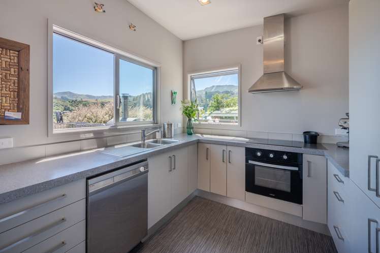 28 Muter Street Akaroa_7