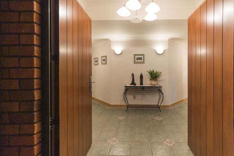 27 Balmoral Drive Terrace End_9