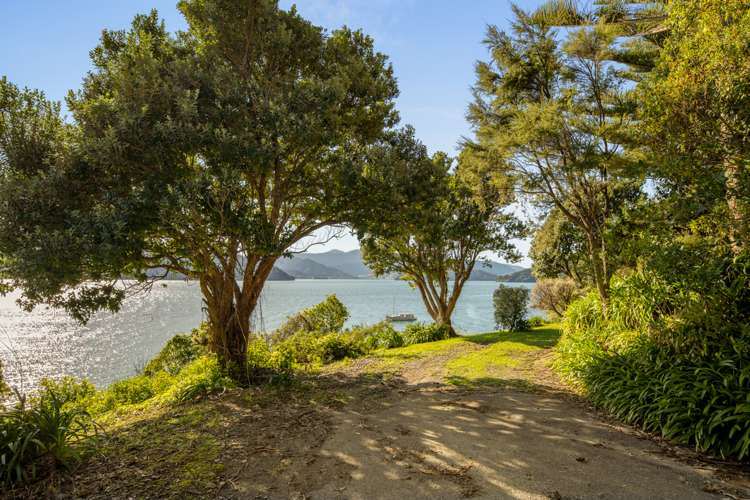 14 Tara Bay Road Kenepuru Sound_28