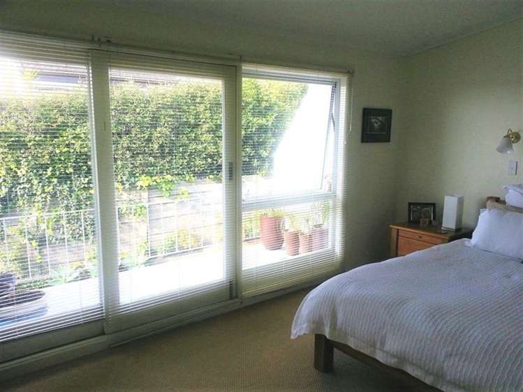 4/35 Killarney Street Takapuna_4