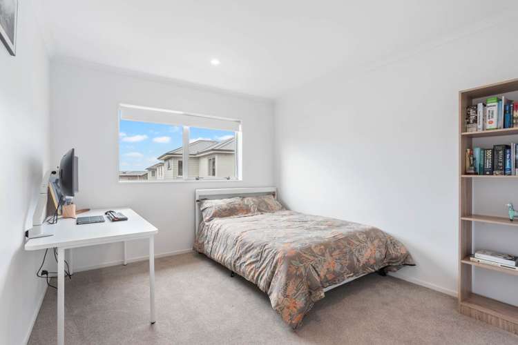 22 Gilbert Hall Way Swanson_11