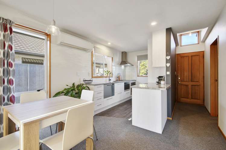 2/20 Downing Street Hoon Hay_5