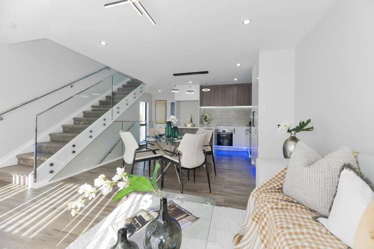1/18 Hutchinsons Road_2
