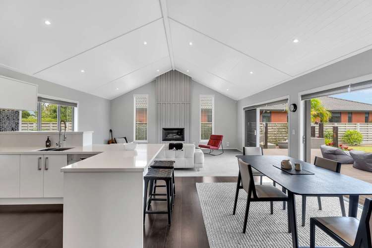 4 Roseberry Place Whitianga_8