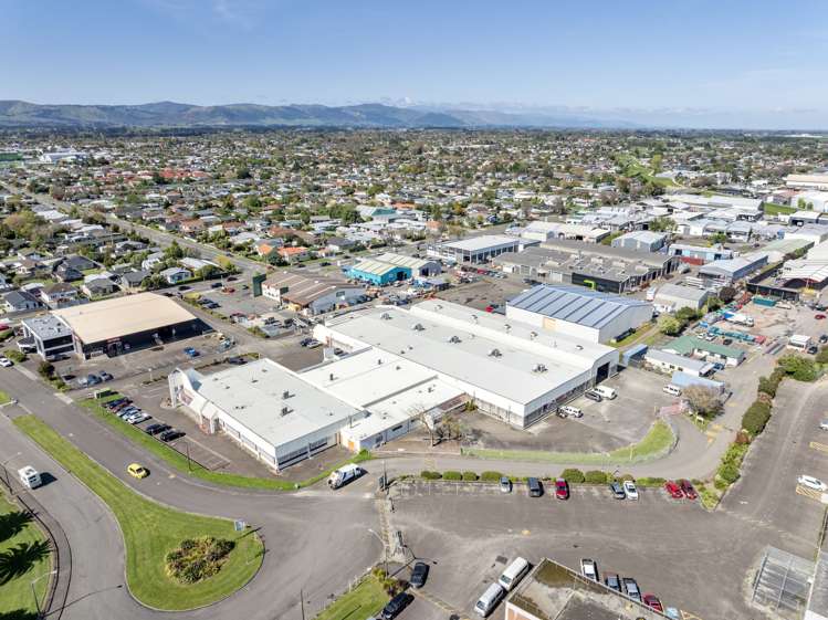 9 Matthews Avenue Takaro_3