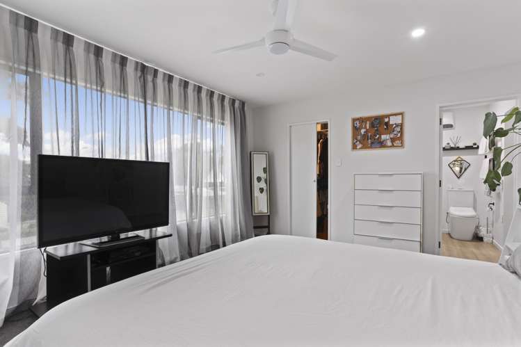 10 Pyatt Place Redwood_29