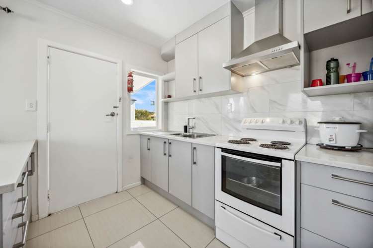 54 Glen Road Ranui_6