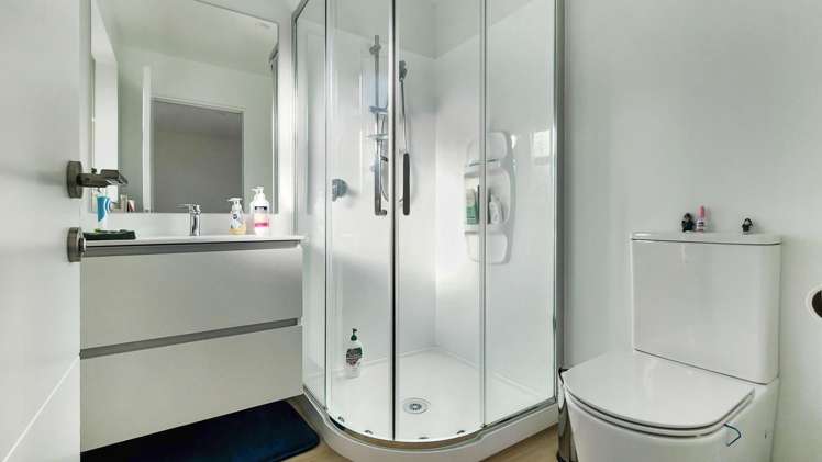 110 Monarch Drive 11103_7