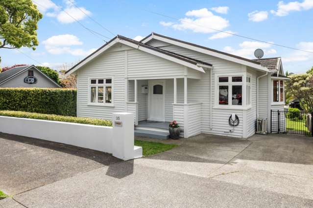 Beautiful Bungalow in Quiet No Exit Street