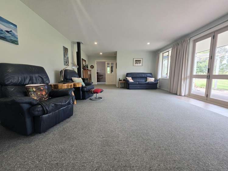 374 Airedale Road Weston_7