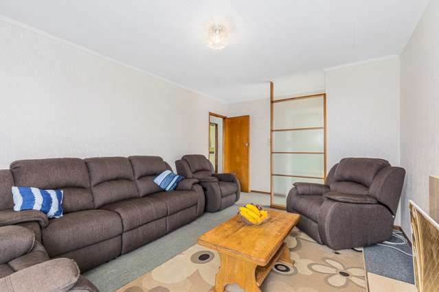 10 Mervan Street Mangere East_2