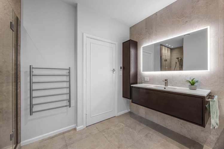 187 Cashmere Road Cracroft_13