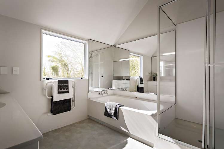 8 Hiriri Avenue Remuera_16